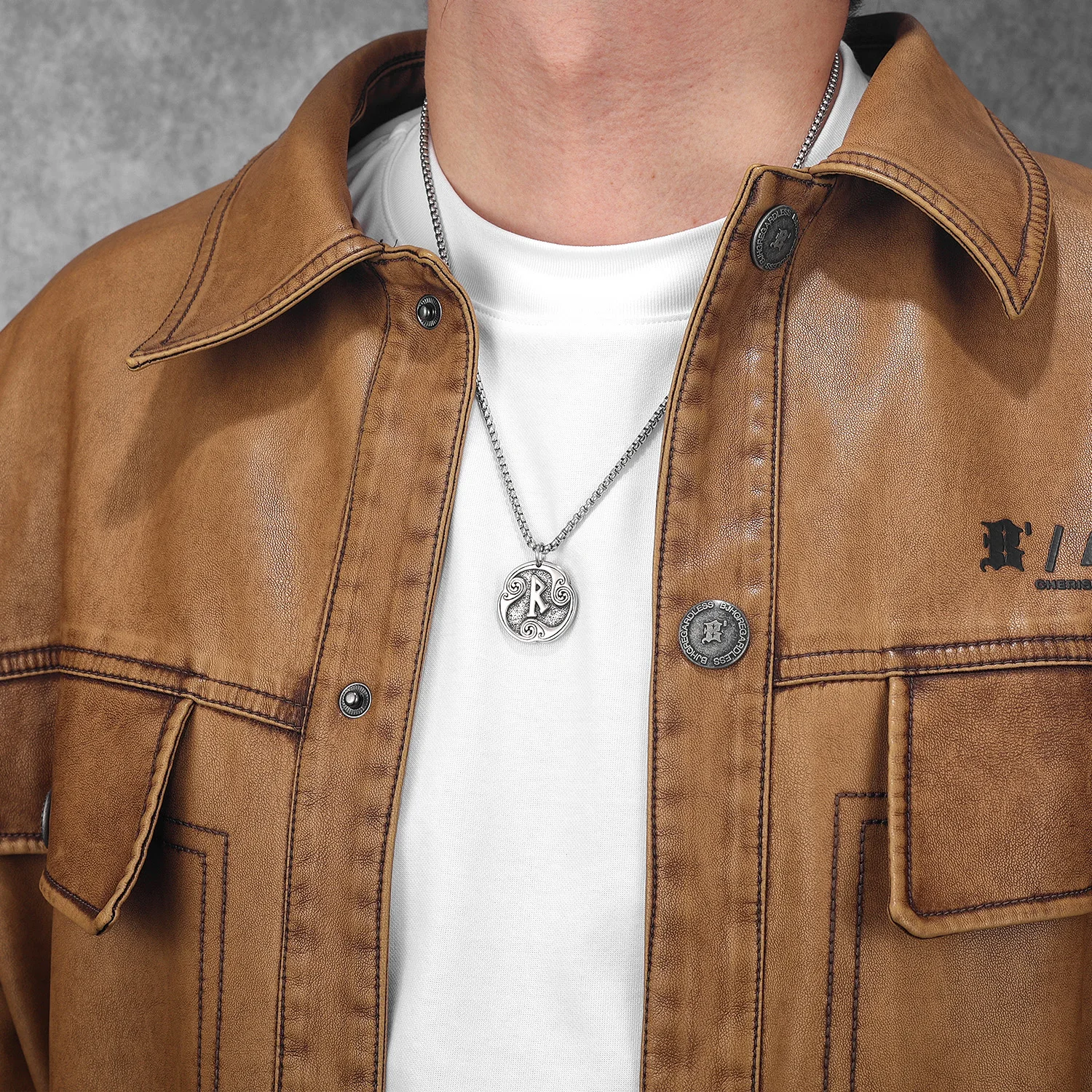Sculpt Rings™ Viking Rune Amulet Pendant – 316L Stainless Steel Norse Rune Necklace (Multiple Letters)