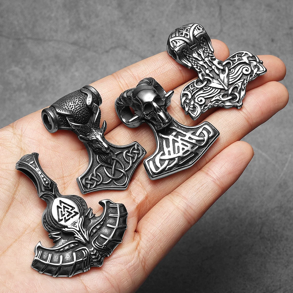 Sculpt Rings™ Thor’s Mount Tanngrisnir Pendant – 316L Stainless Steel Goat Head Viking Hammer Necklace
