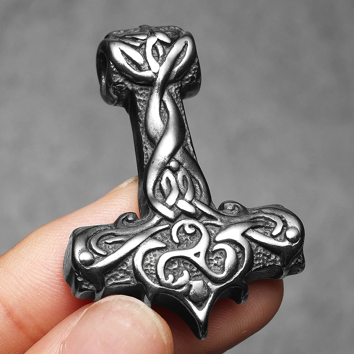 Sculpt Rings™ Viking Carved Thor's Hammer Necklace – 316L Stainless Steel Pendant