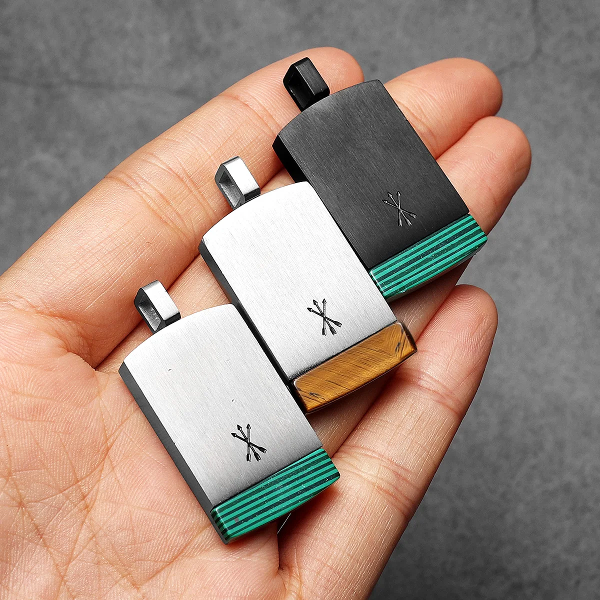 Sculpt Rings™ Arrow Pendant Necklace – 316L Stainless Steel with Inlay for Men