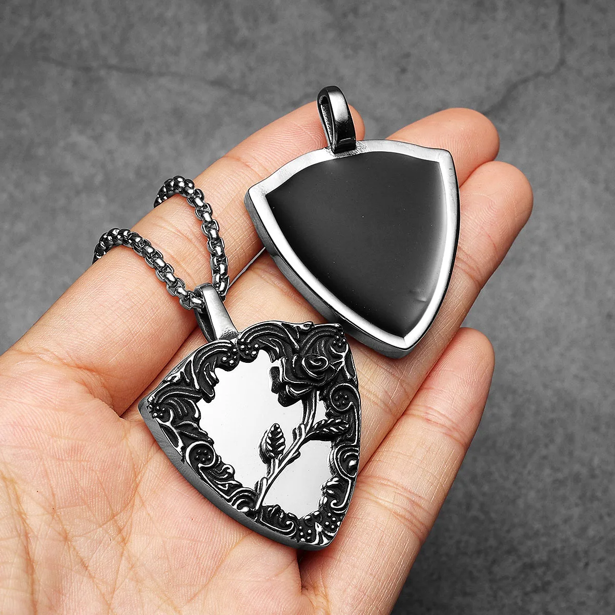 Sculpt Rings™ Rose Magic Mirror Pendant Necklace – 316L Stainless Steel Gothic Hip Hop Jewelry
