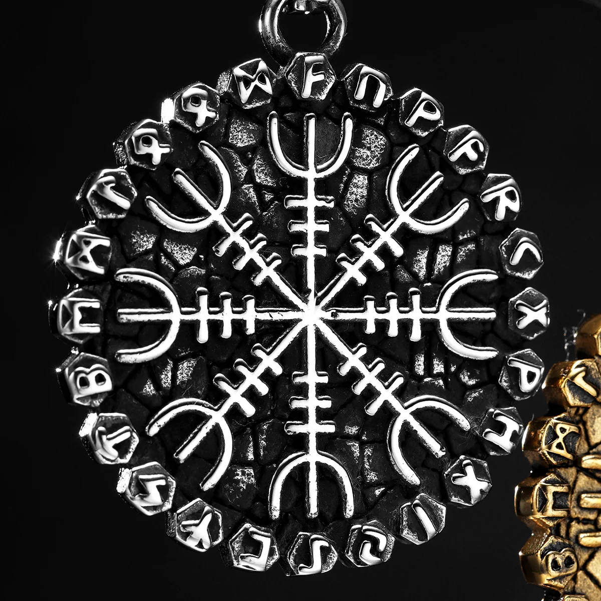 Sculpt Rings™ Viking Compass Pendant | Nordic Stainless Steel Amulet