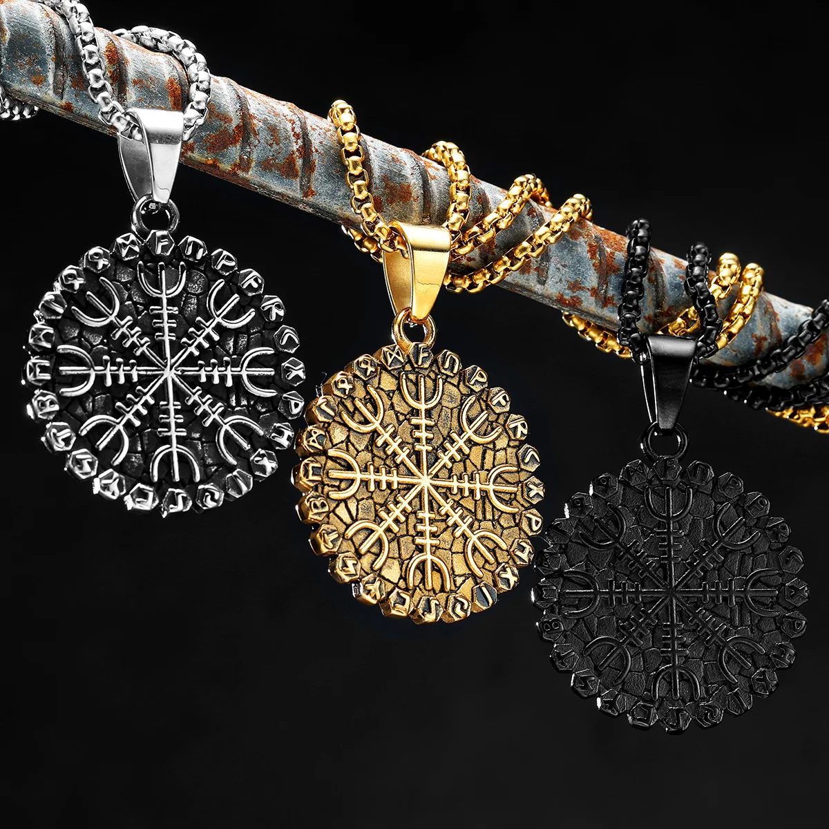 Sculpt Rings™ Viking Compass Pendant | Nordic Stainless Steel Amulet